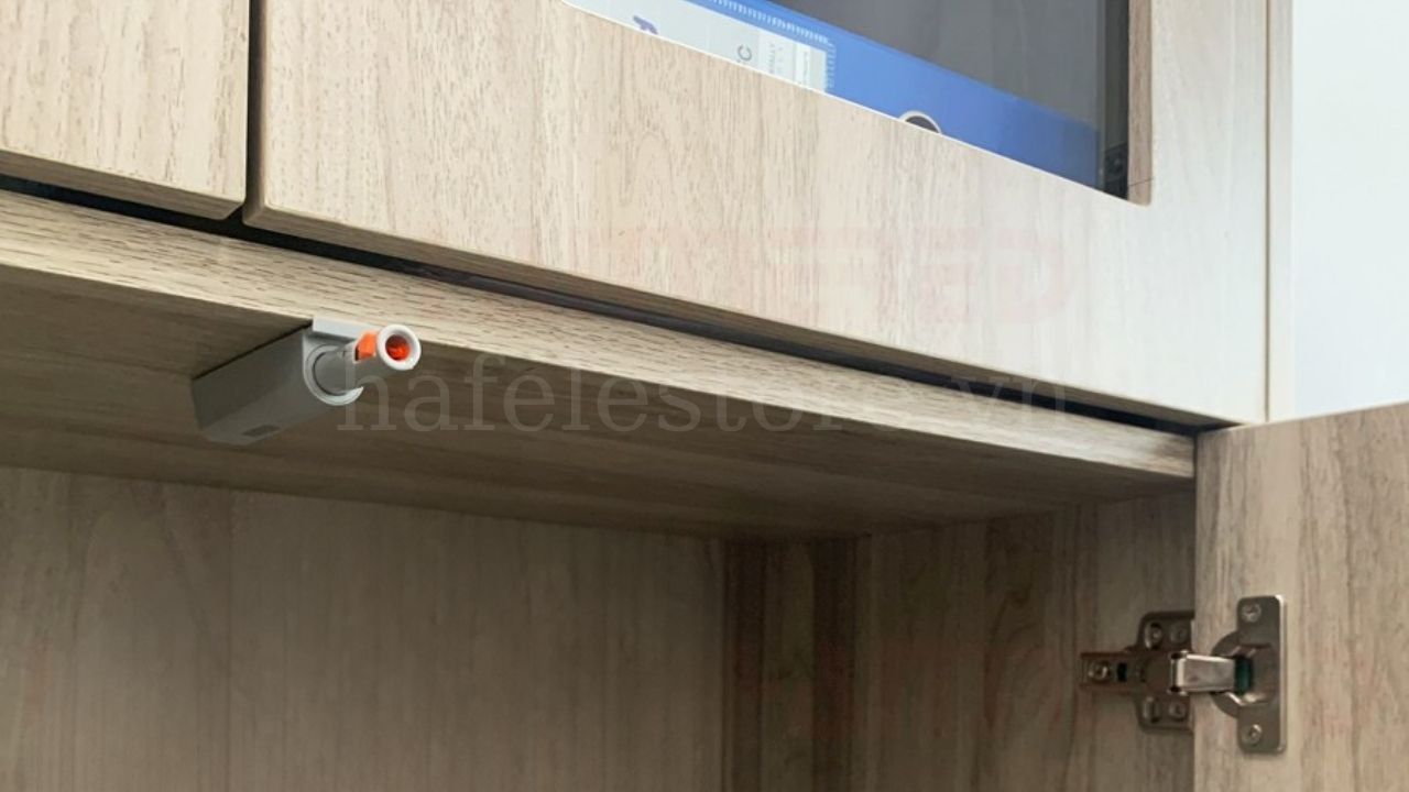 Có Thể Dùng Tip-on Chung Với Bản Lề Giảm Chấn Nhưng Phải Kết Hợp Đúng Cách