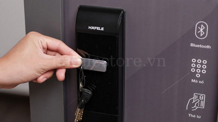 Hướng dẫn sử dụng khóa điện từ Hafele bằng thẻ từ