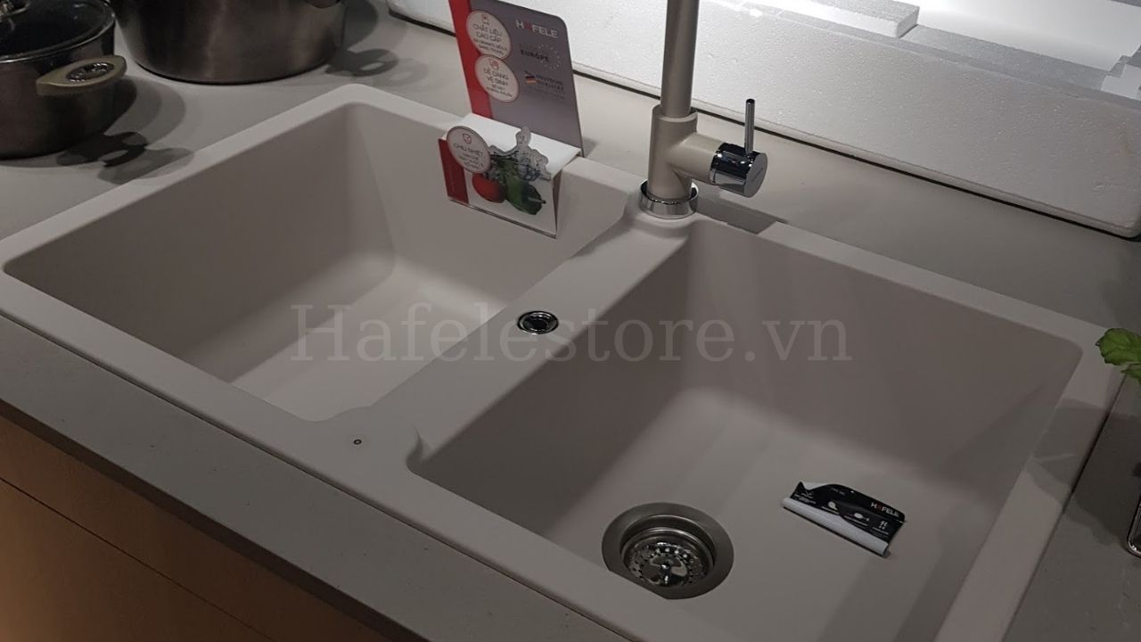 Chậu Rửa Bát Hafele Rất Phù Hợp Với Phụ Kiện Tủ Bếp