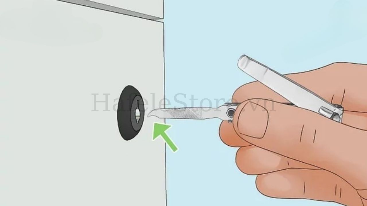 Cách mở khóa tủ khi mất chìa hiệu quả nhất