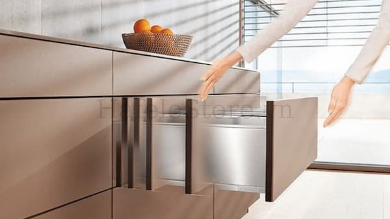 Ray âm nhấn mở không giảm chấn Hafele